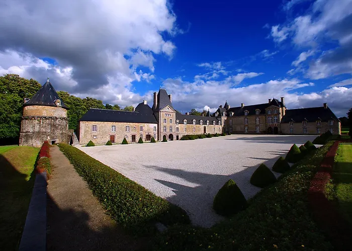 Chateau De Canisy